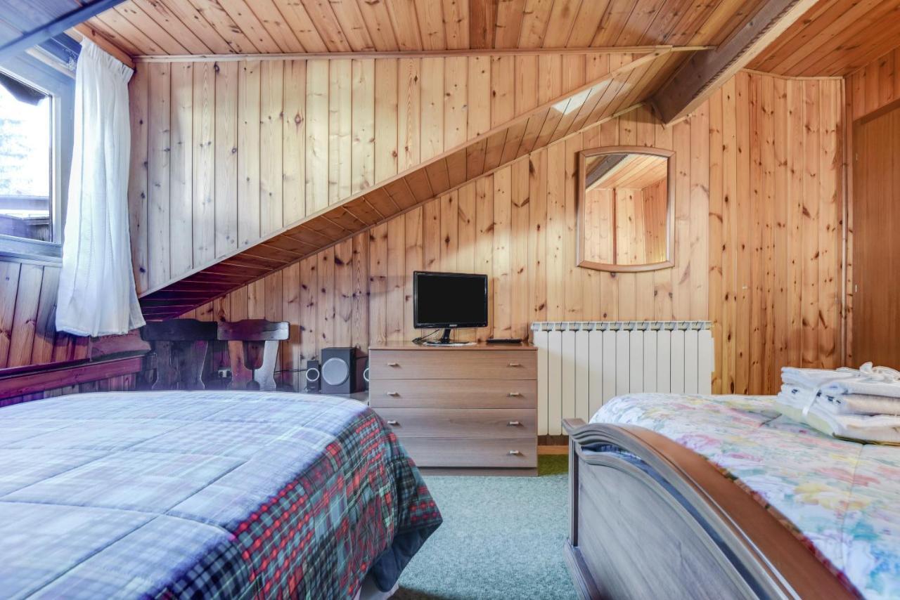 Mansarda Tra Le Dolomiti Di Brenta Apartman Bocenago Kültér fotó